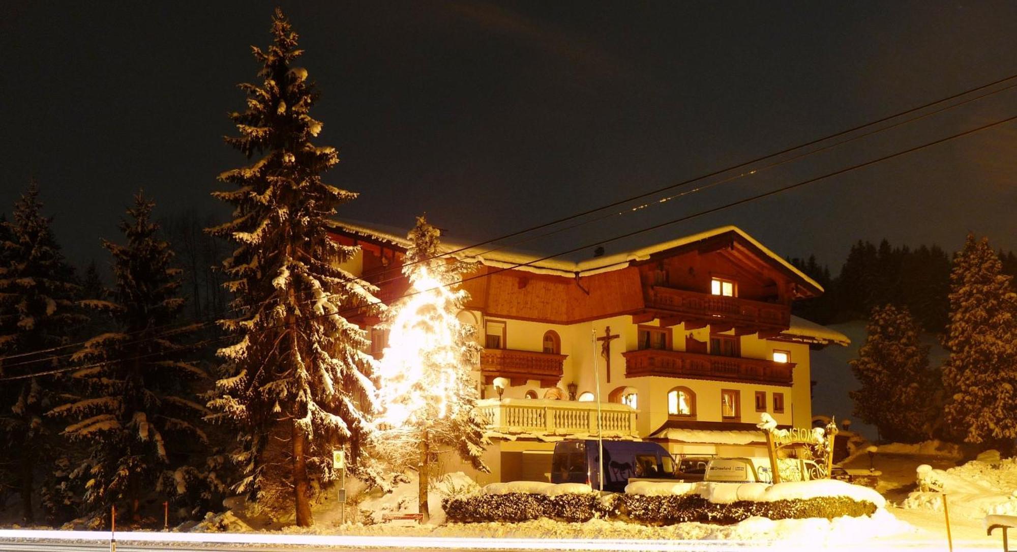 Pension Edelweiss Breitenbach am Inn Exterior photo
