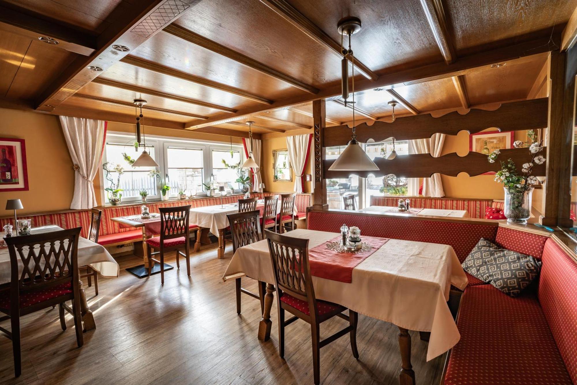Pension Edelweiss Breitenbach am Inn Exterior photo