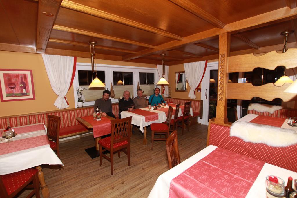 Pension Edelweiss Breitenbach am Inn Exterior photo