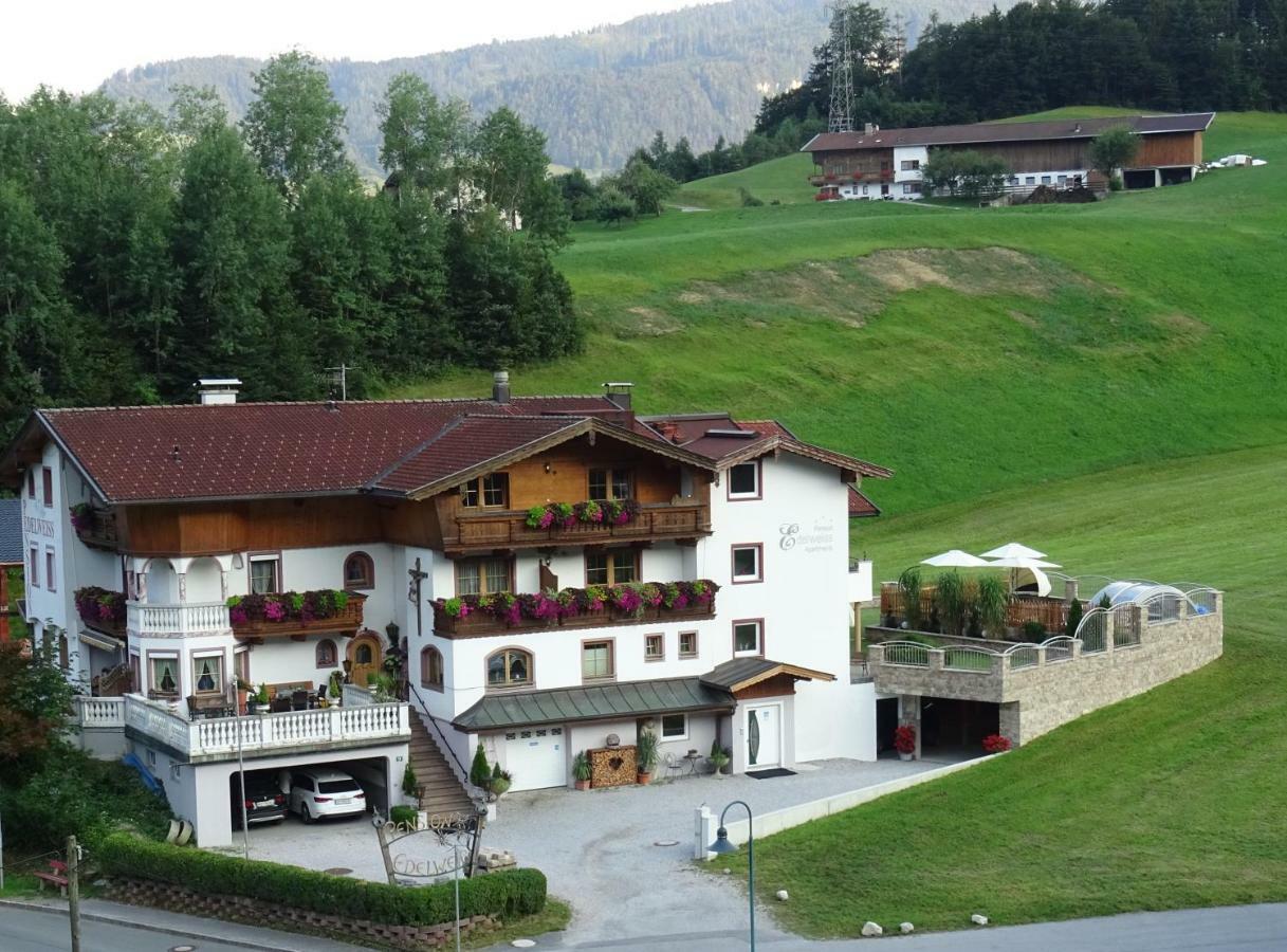 Pension Edelweiss Breitenbach am Inn Exterior photo